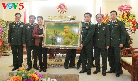 Нгуен Тхи Ким Нган поздравила Командование пограничных войск страны со знаменательной датой